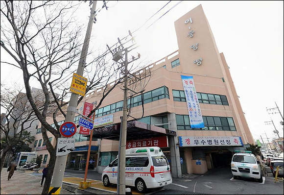 174431_198612_1704.jpg 174431_198612_1704.jpg