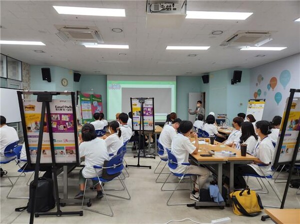 제주도사회적경제센터가 '청년혁신 활동가 육성지원' 사업으로 '마케톤' 행사를 개최했다.