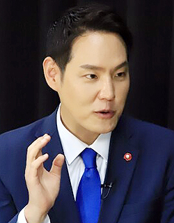 김한규 의원.