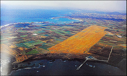 국방부 소유 서귀포시 대정읍 알뜨르비행장 전경.