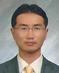 강건 부장판사.&nbsp;