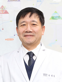 서귀포시 365 민관협력의원을 이끌게 된 박영준 이태원정형외과의원장. 사진=경기 화성시.