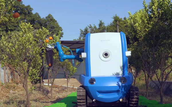중국 충칭대에서 개발한 감귤 수확 로봇. 사진=제2회 국제 Smart 농업 엑스포 조직위원회.<br>