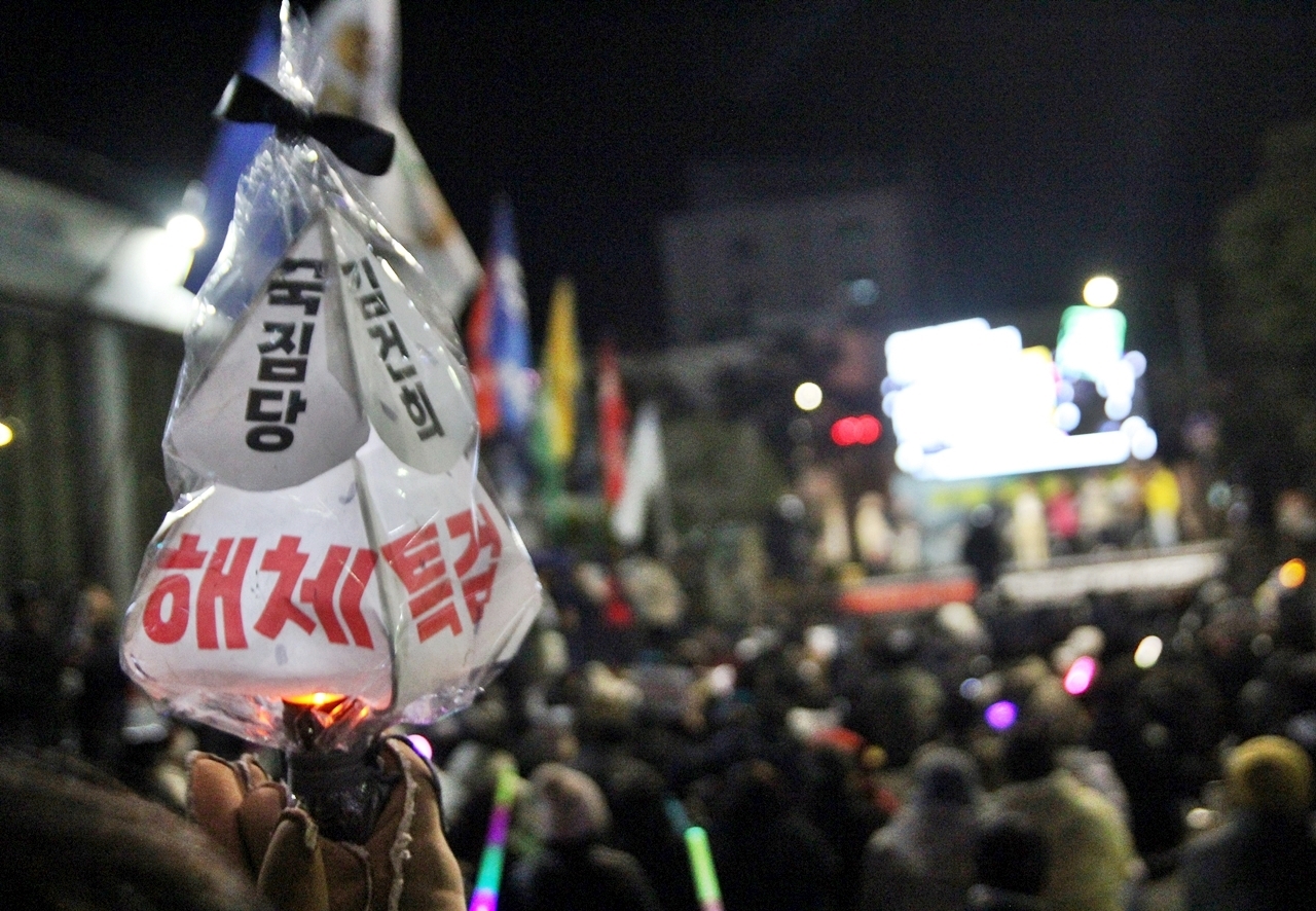 ‘윤석열 즉각 파면·처벌! 내란세력 청산! 사회대개혁! 제주도민대회’가 18일 제주시청 앞에서 열렸다. ⓒ제주의소리