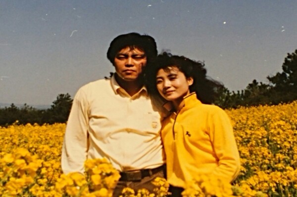 이야기 주인공인 젊은 시절의 한기정, 김복자 씨의 모습 / 사진=제주올레 블로그