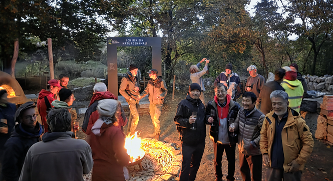 참가자들은 폐막 만찬에서 2년후 싸이프러스에서 다시 만날 것을 기약하며 아쉬움을 달랬다.<br>