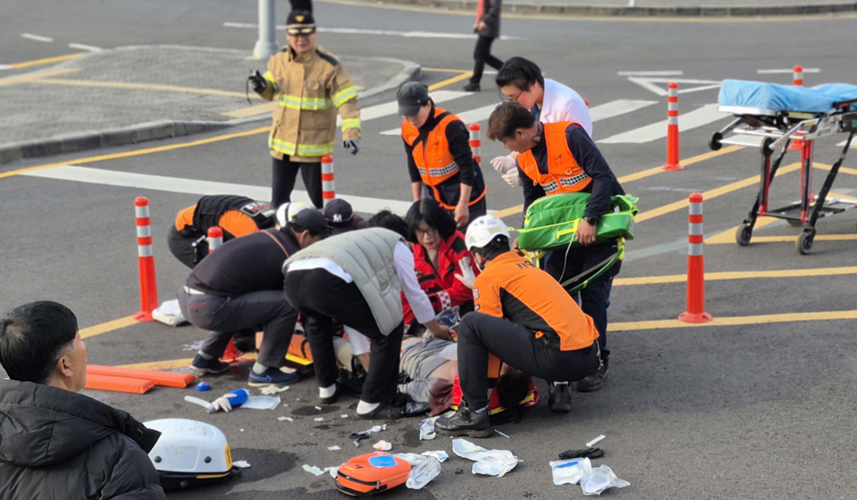 제주시 우도면에서 승합차가 돌진해 2명이 사망하고, 9명이 중경상을 입는 사고가 발생했다. ⓒ제주의소리 / 사진=독자 제공